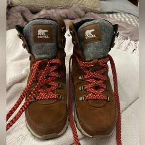 Sorel Kinetic Conquest Boot Sz 9.5